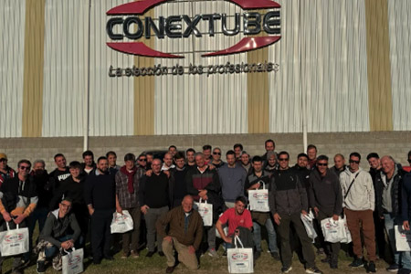 visita-de-electropuerto-y-instaladores-de-mar-del-plata-a-conextube